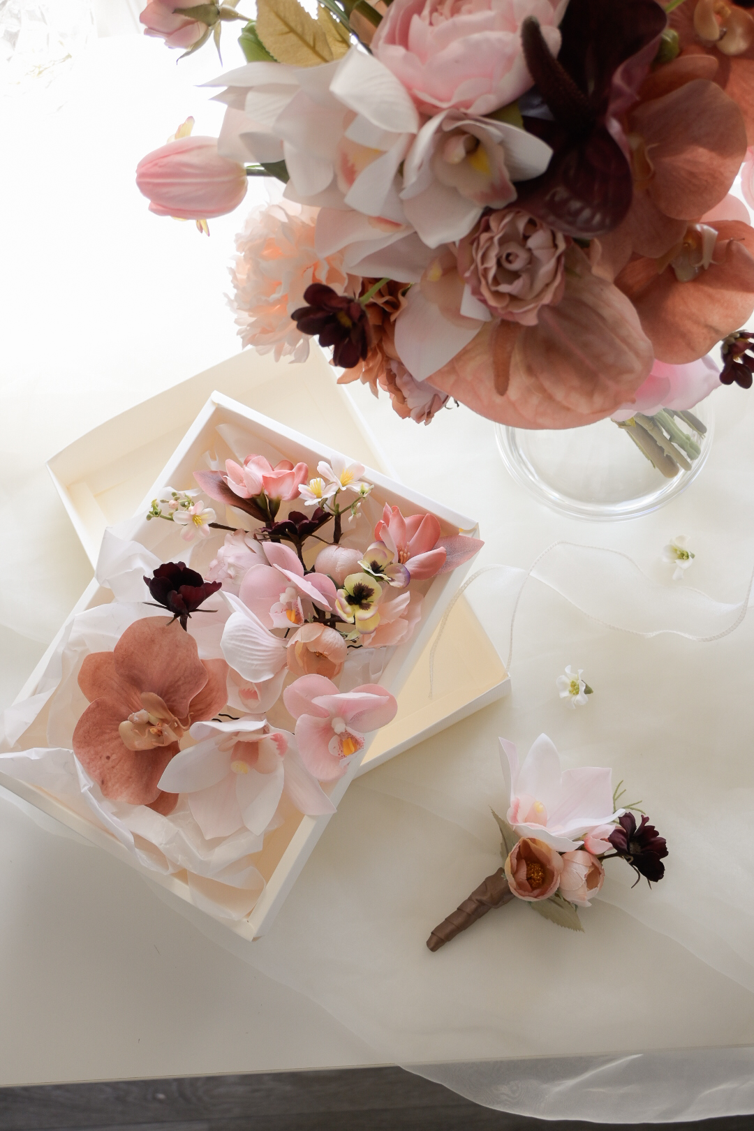 doille doillette weddingの造花ウェディングブーケ